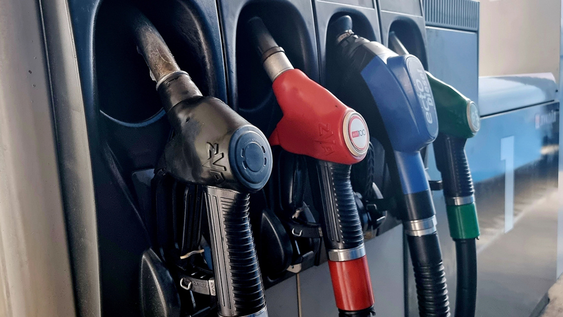 Чехия и Румъния одобряват мерки за ограничаване на ценовия растеж на горивата