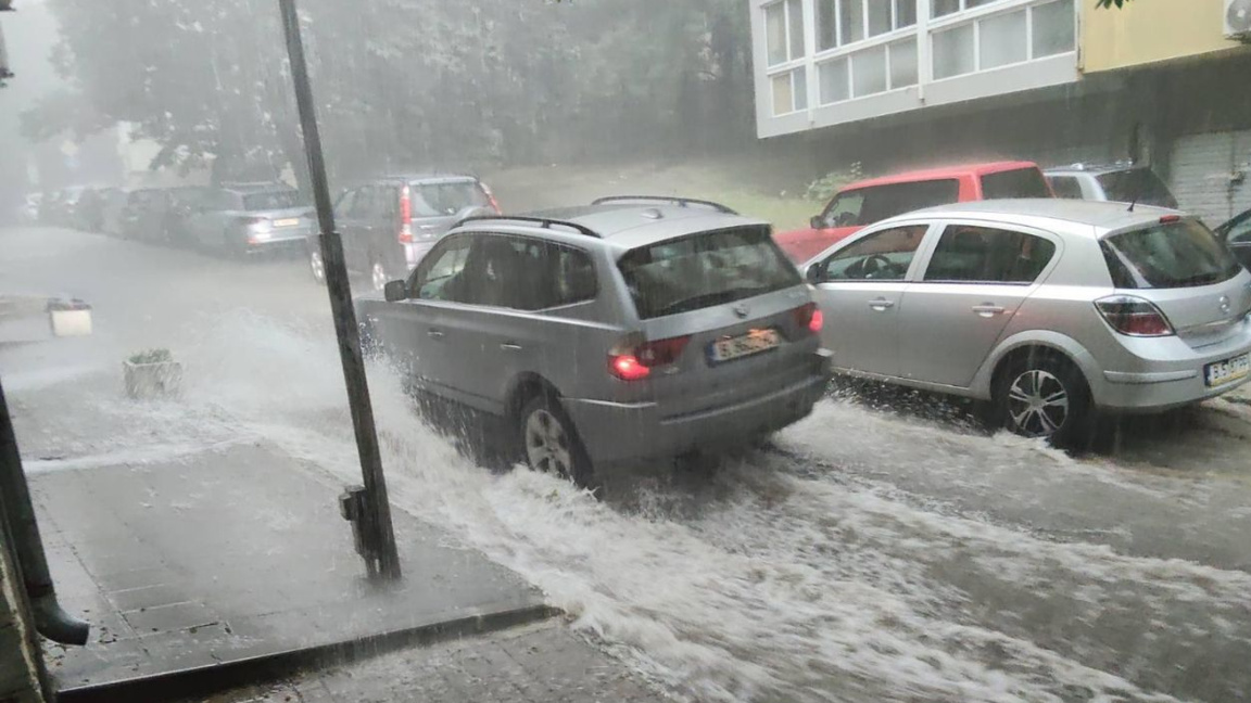 Severe storm floods Varna, damages State Puppet Theatre