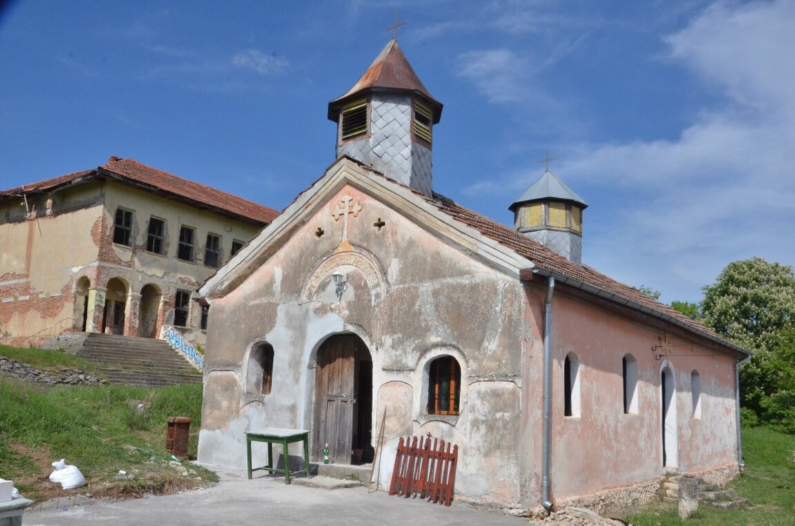 В Каленик продължава дарителската кампания за ремонт на църквата
