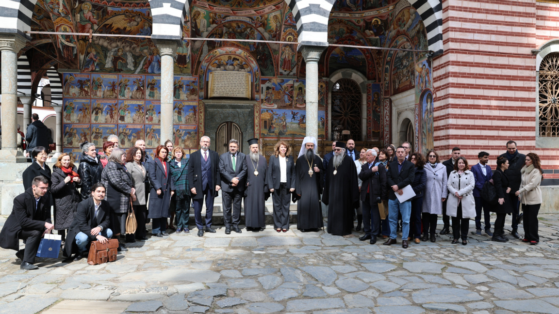 Кирилицата не остарява – дори в дигиталния век
