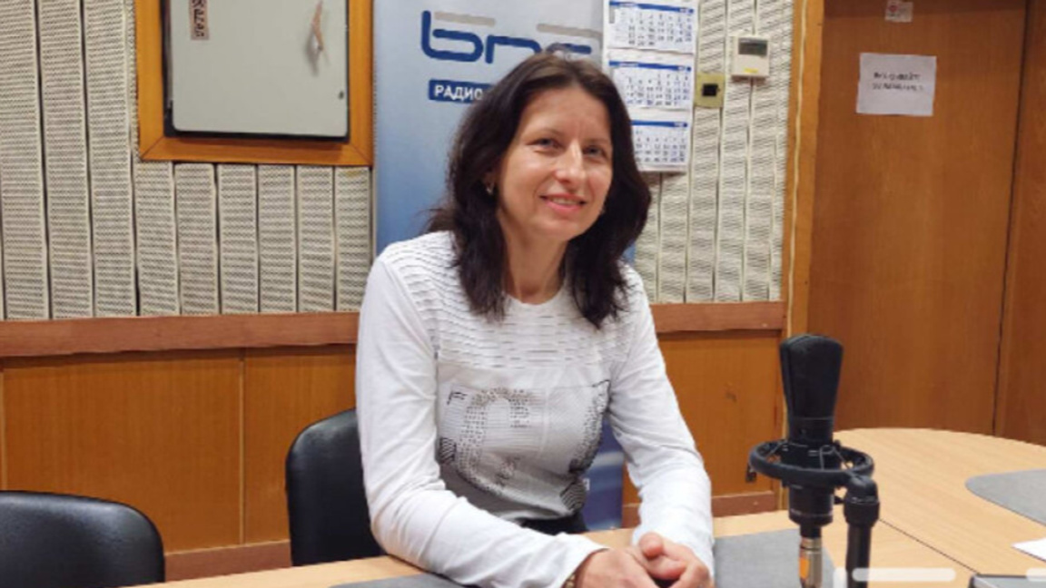 Д-р Елена Чалгънова