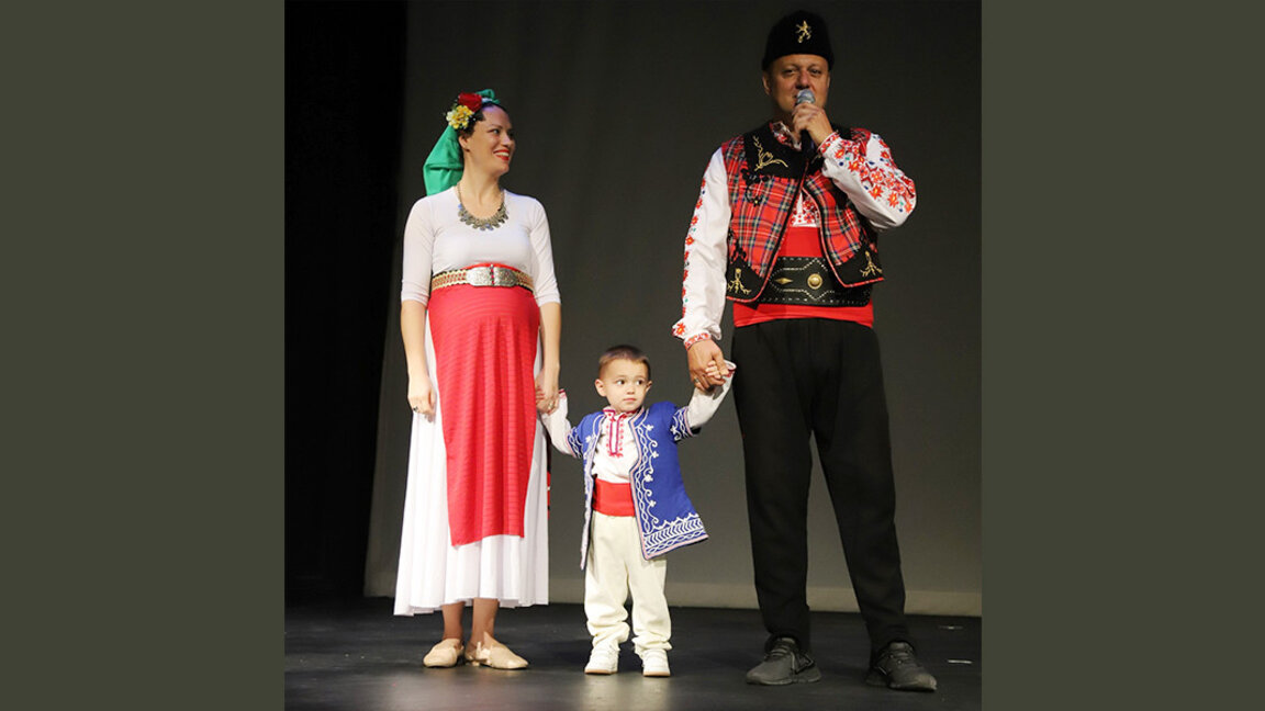 Tanja Dimitrova me bashkëshortin e saj Dimitër Dimitrov dhe djalin e tyre 2 vjeçar