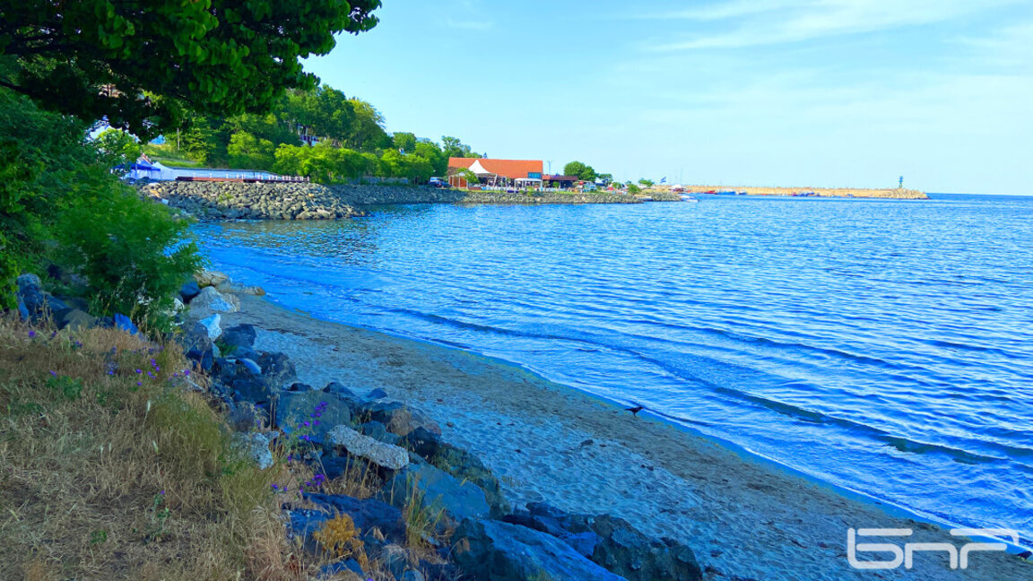 Активни потребители: До 41 пъти над нормата са замърсени плажове по Южното Черноморие