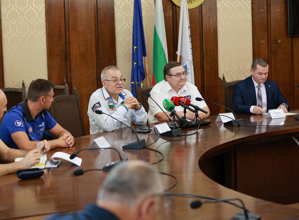 Русе е домакин на финалния кръг на СШ по водомоторен спорт в клас F500