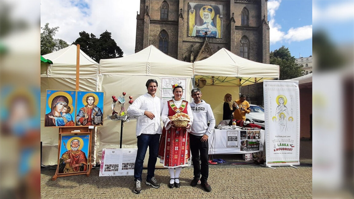 Bulgaren aus Tschechien nehmen an Multikulturellem Festival in Prag teil
