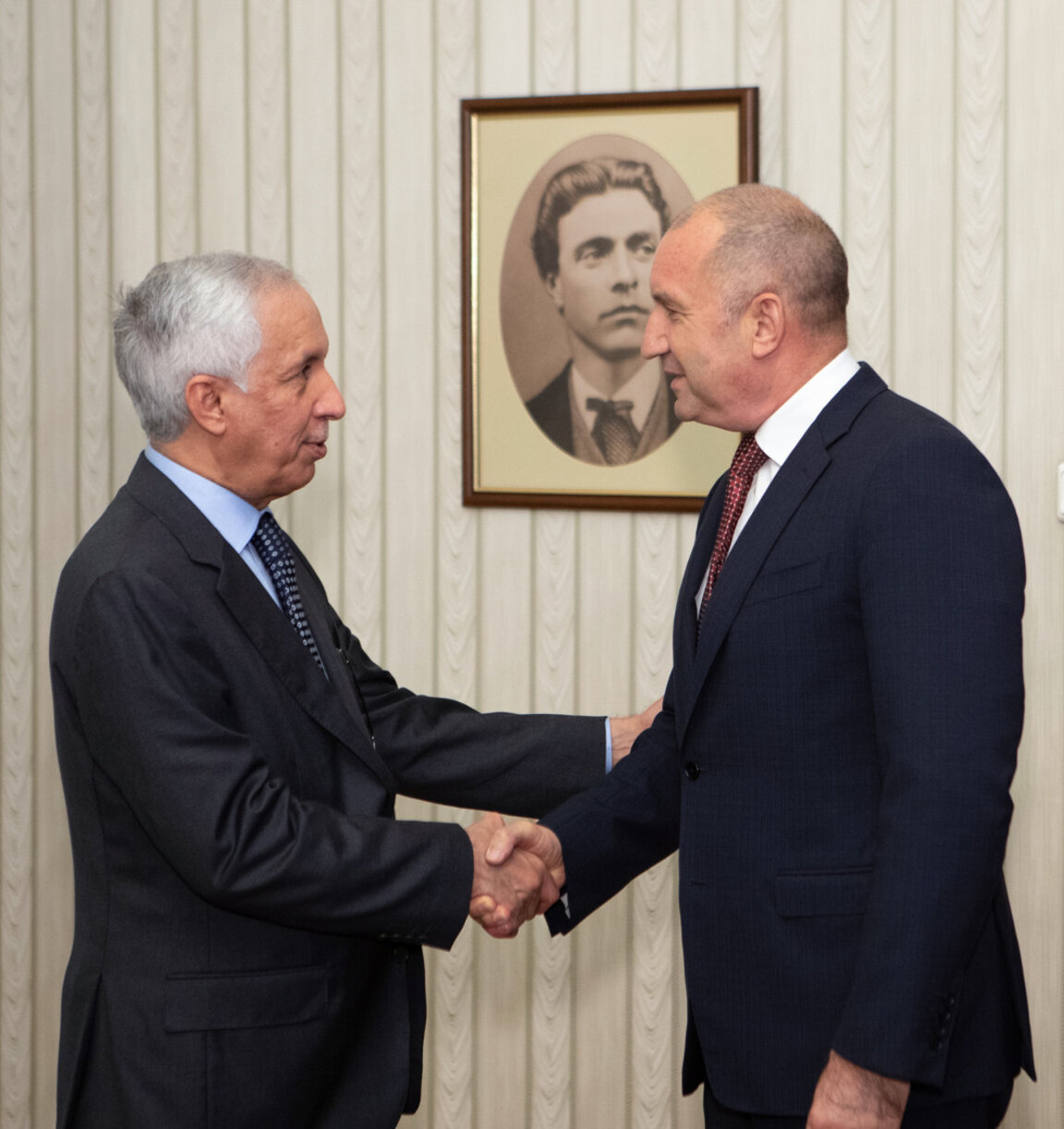 България цени високо приноса на Катар за освобождаването на екипажа на "Galaxy Leader"