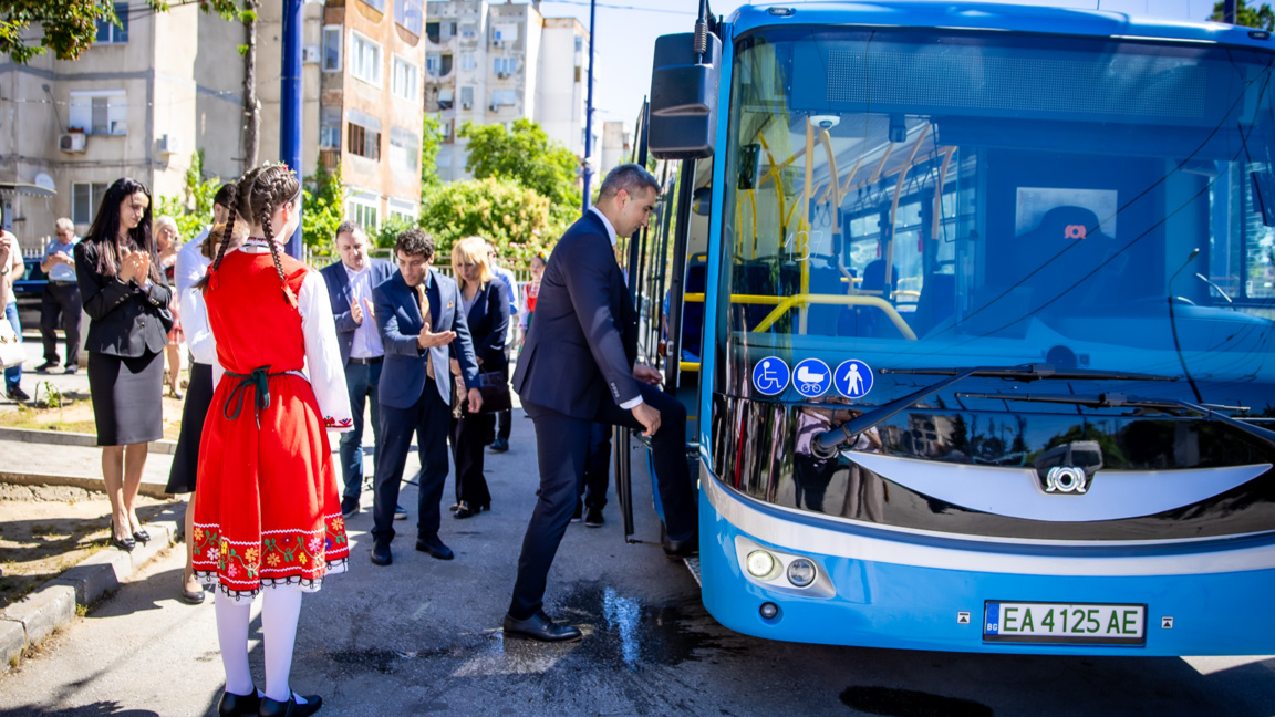 Шест електробуса изместват автобусите в Пазарджик