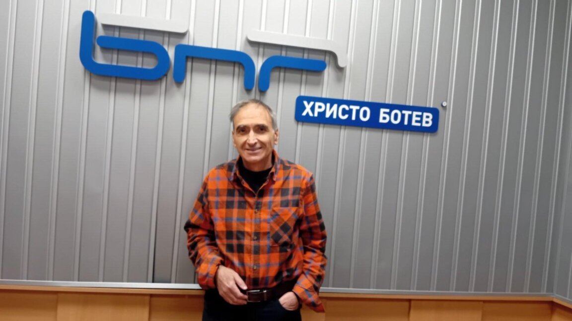 доц. Иван Бъчваров