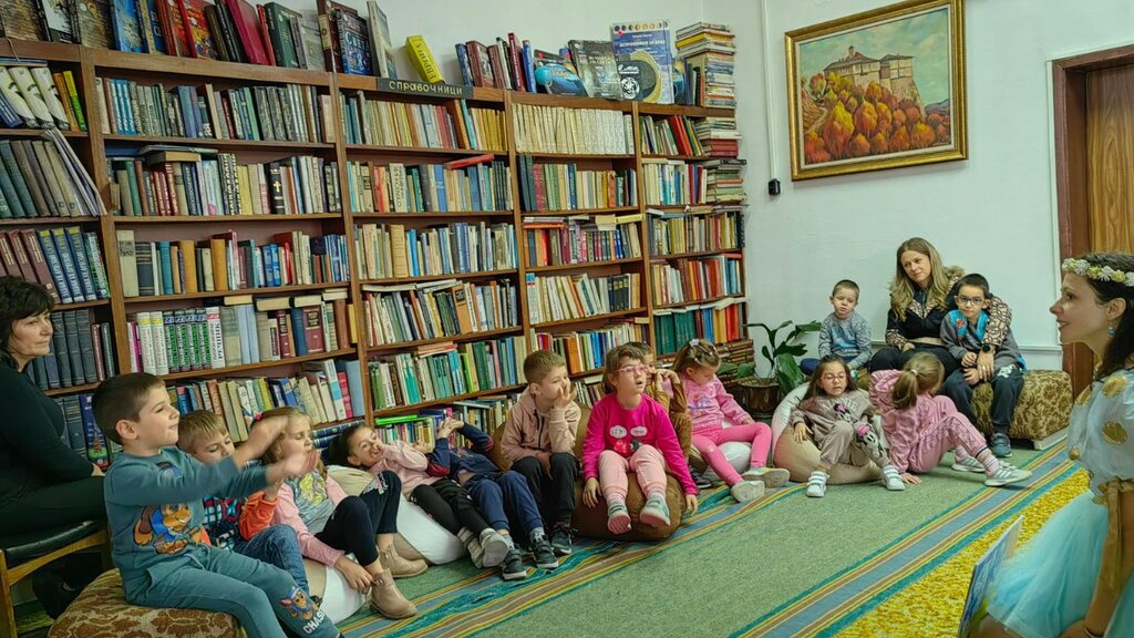 Zana e përrallave Marija Sertova i ndihmon fëmijët të kenë krahë
