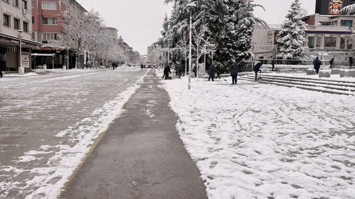 Община Стара Загора призовава за внимание в сложната метеорологична ситуация