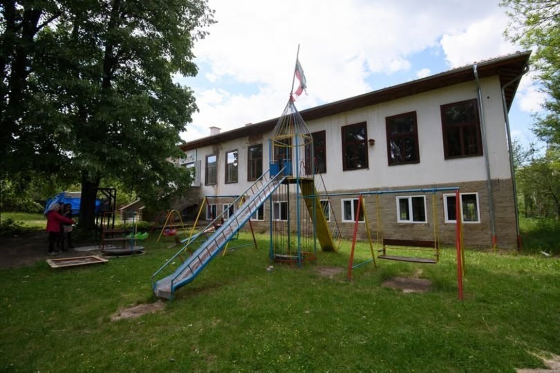 Ослен Криводол събра над 17 хил. лв. за нови климатици в читалището
