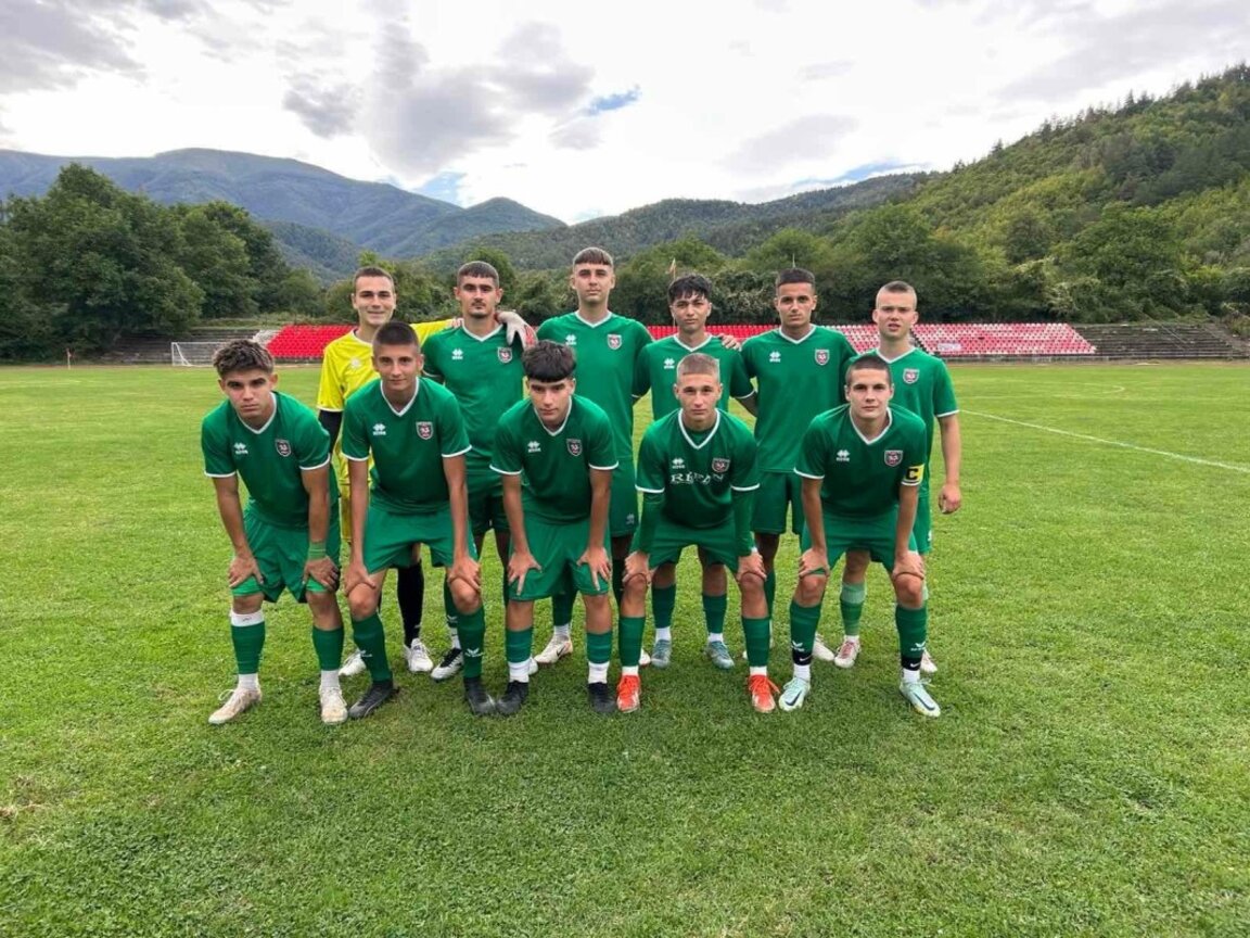 "Ботев" би с 2:1 като гост "Ком"