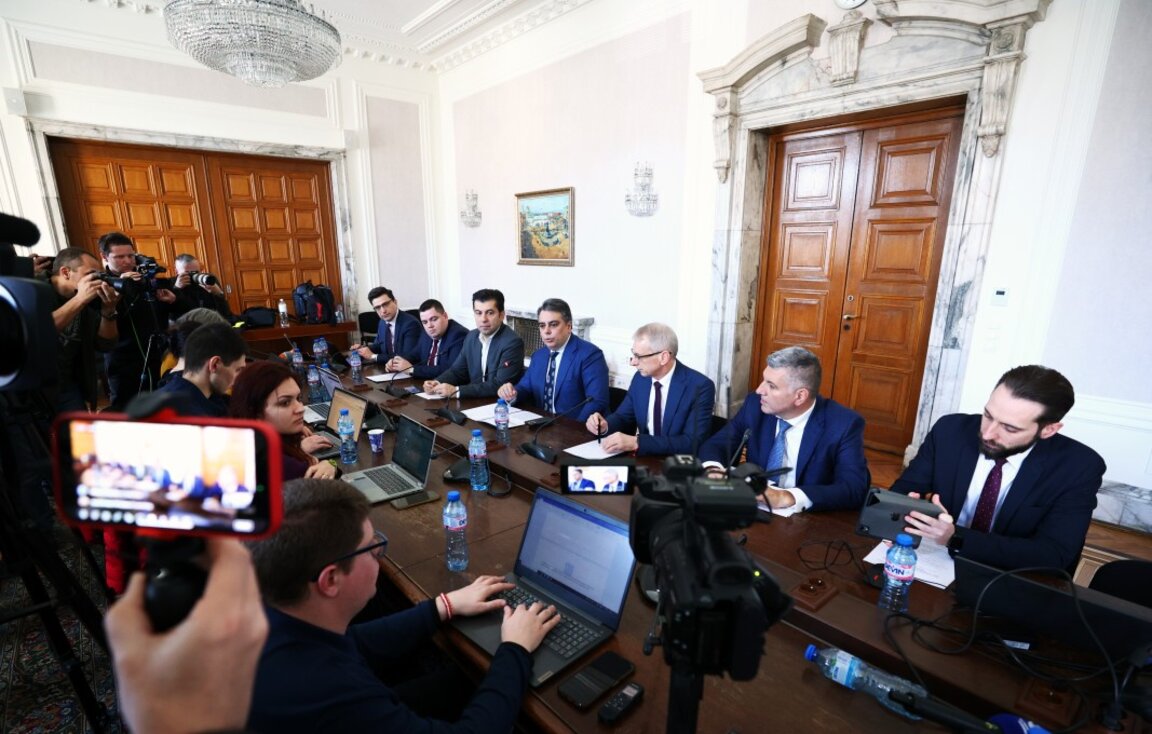 Представители на ПП дават пресконференция на тема: "Истината за ПВУ" - 6 март 2025 г.