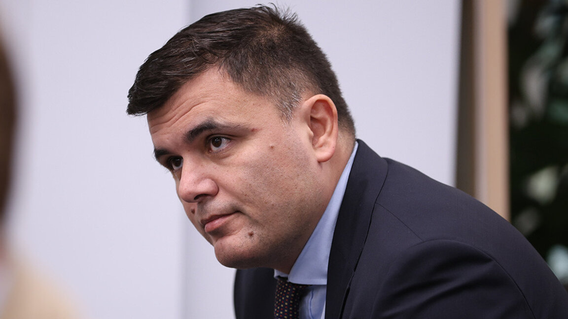 Лачезар Богданов