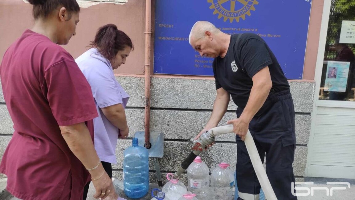 Осигурени са над 1,3 млн. лева за довеждащия водопровод за свищовското село Овча могила