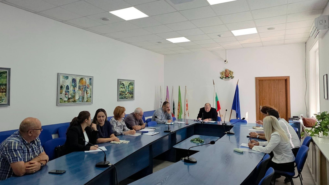 Единодушно избраха състава на РИК - Търговище