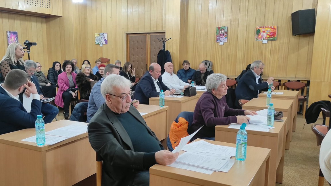 Декларация против  Център за бежанци одобриха съветниците на Средец
