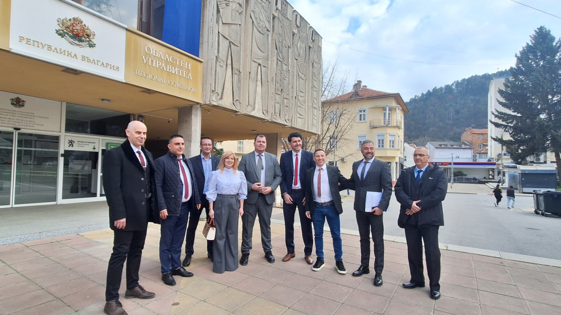 Изненадваща листа в 10 МИР - Кюстендил за коалиция "Прогресивна България"