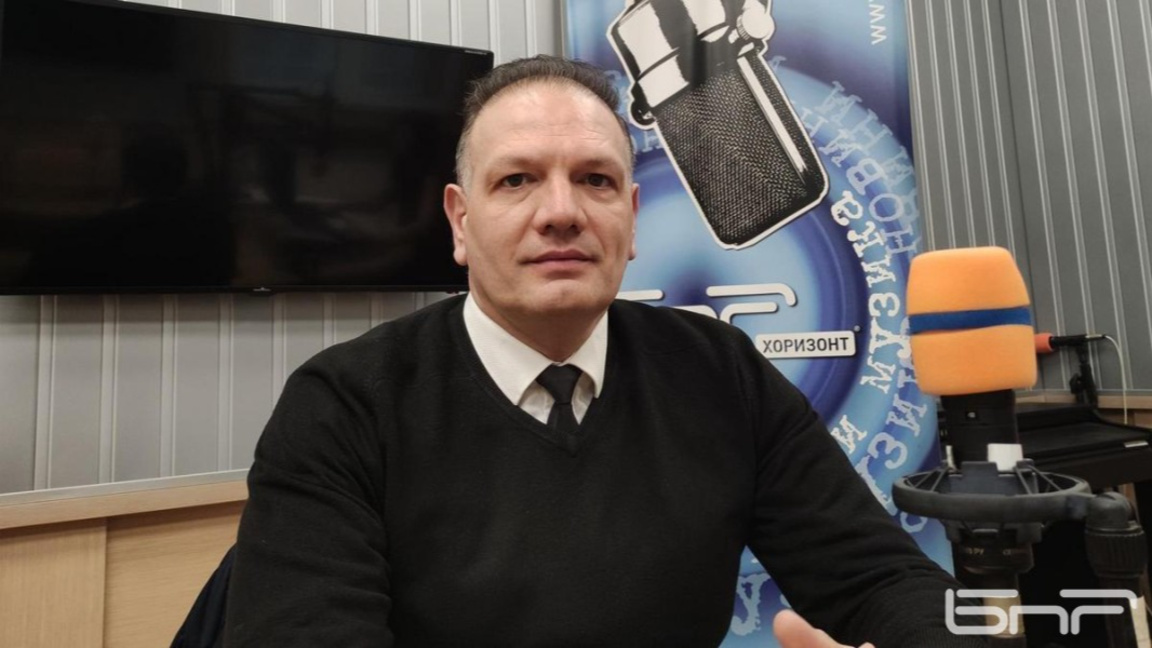 Петър Славов