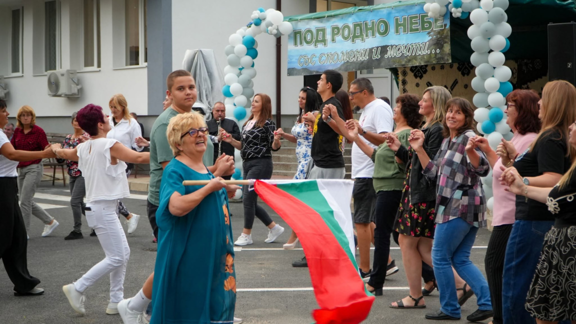 Давидково празнува под родно небе – със спомени и мечти