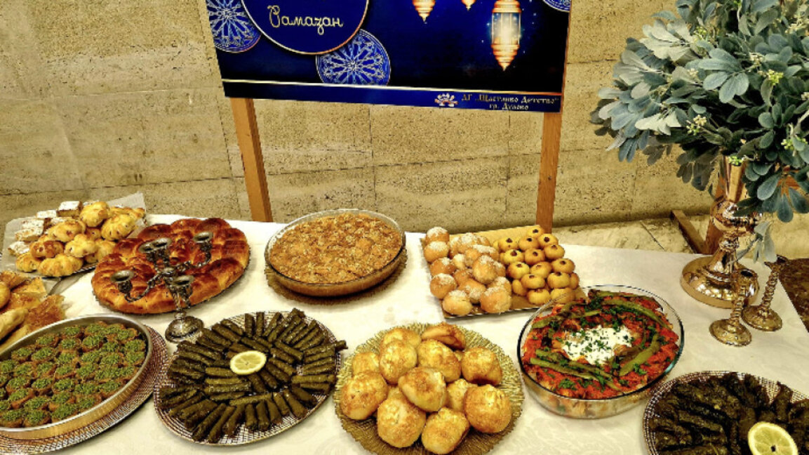 Dulovo’da Ramazan’a özgü yiyecek sergisi tertip edildi