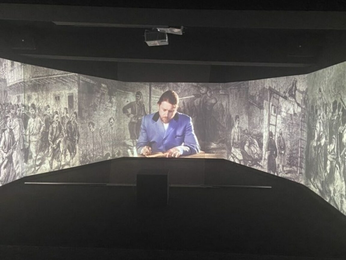 Карлово поиска композицията "Изповедта на Апостола"