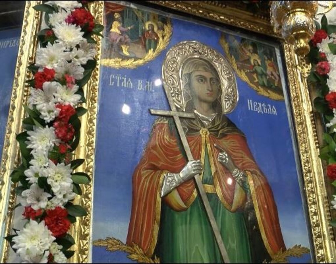 Иконата на Св. вмчца Неделя в Араповския манастир