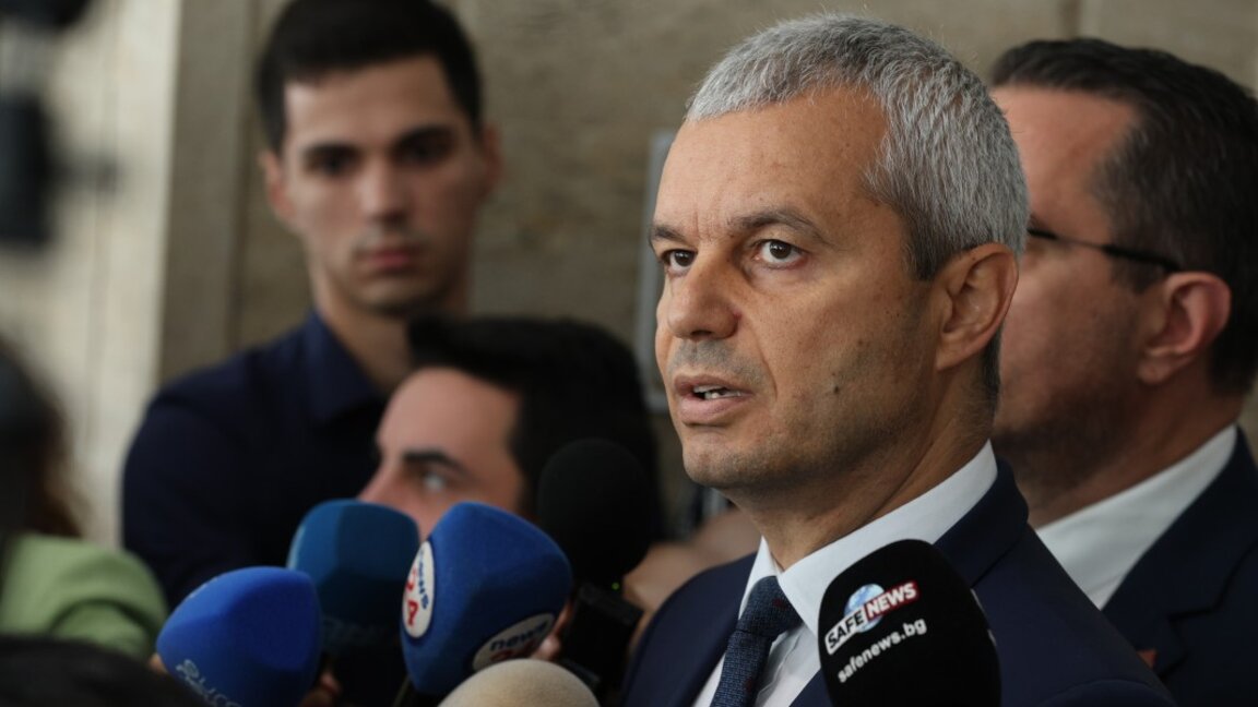 Костадинов: Политическата система агонизира