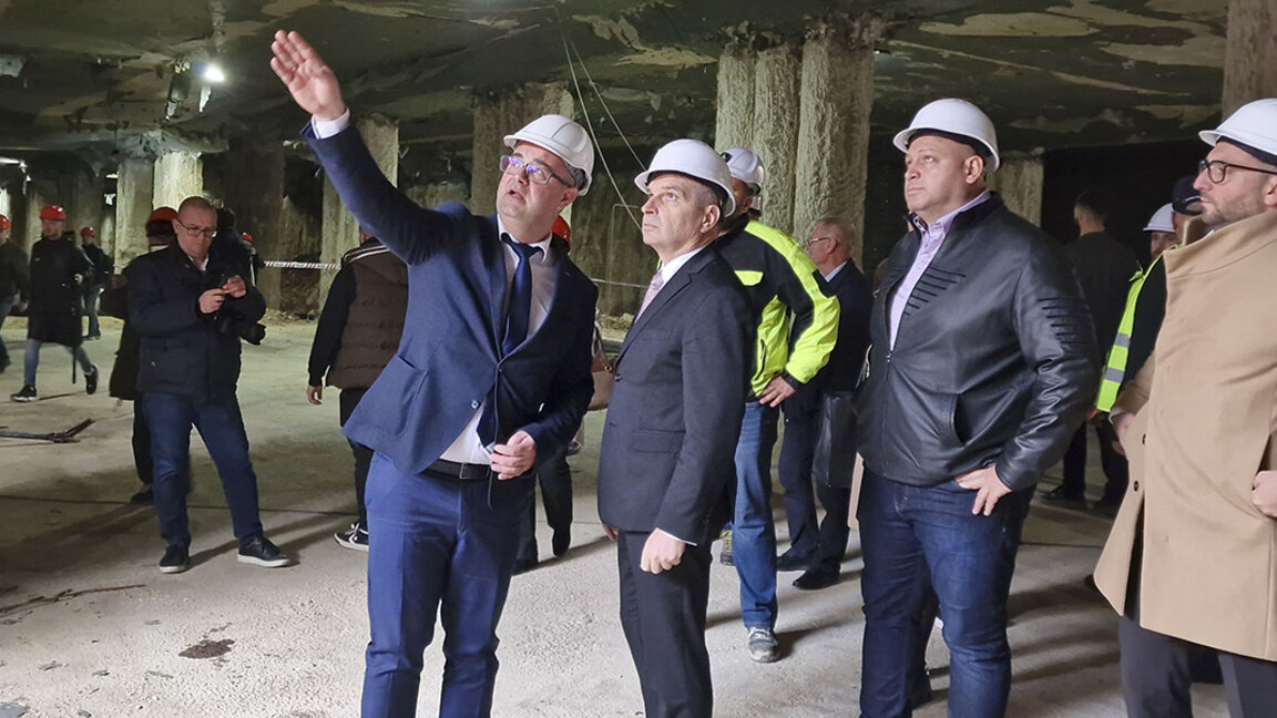Bis Juni wird unter dem Zentralbahnhof in Plowdiw ein Verkehrstunnel fertiggestellt