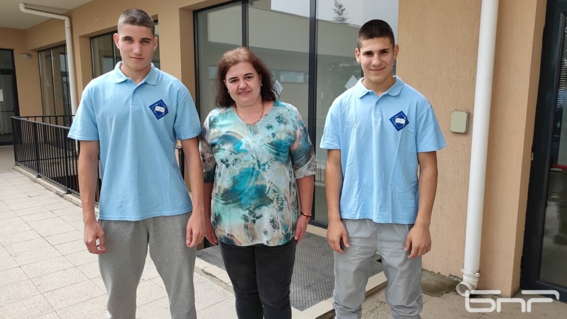 Стилян, инж. Елена Димитрова и Владимир