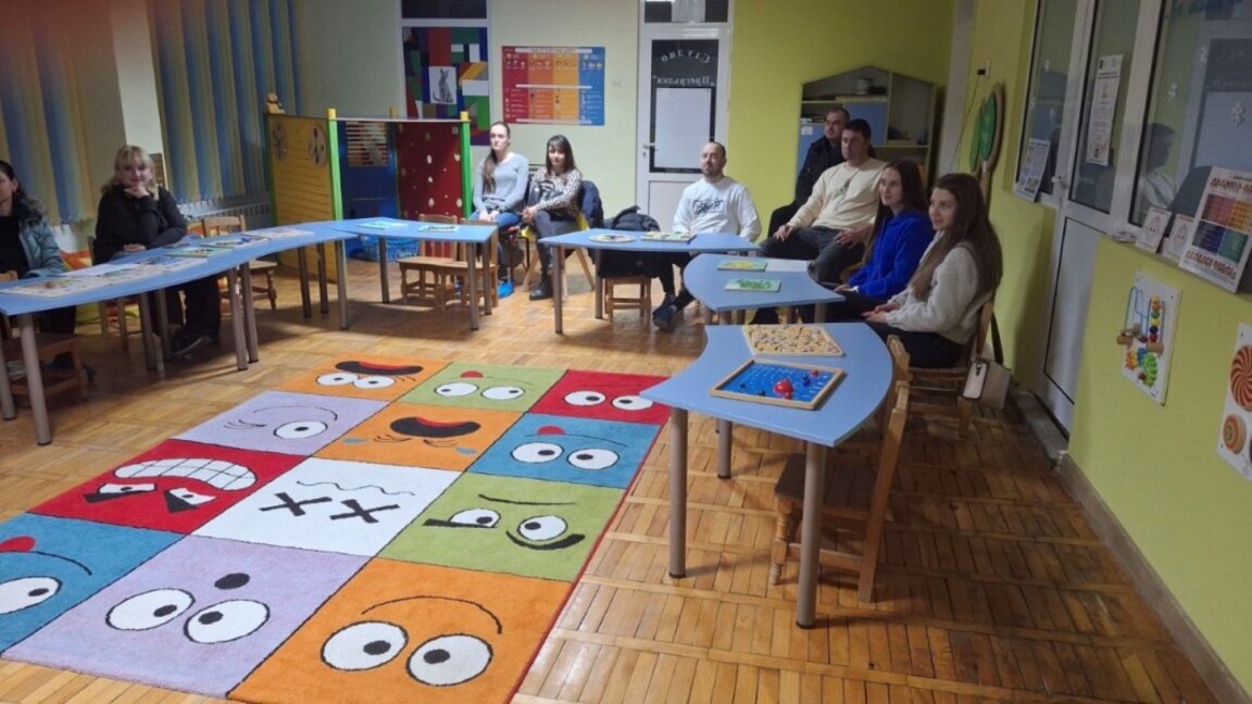 Психолог проведе обучения с родители в Мездра