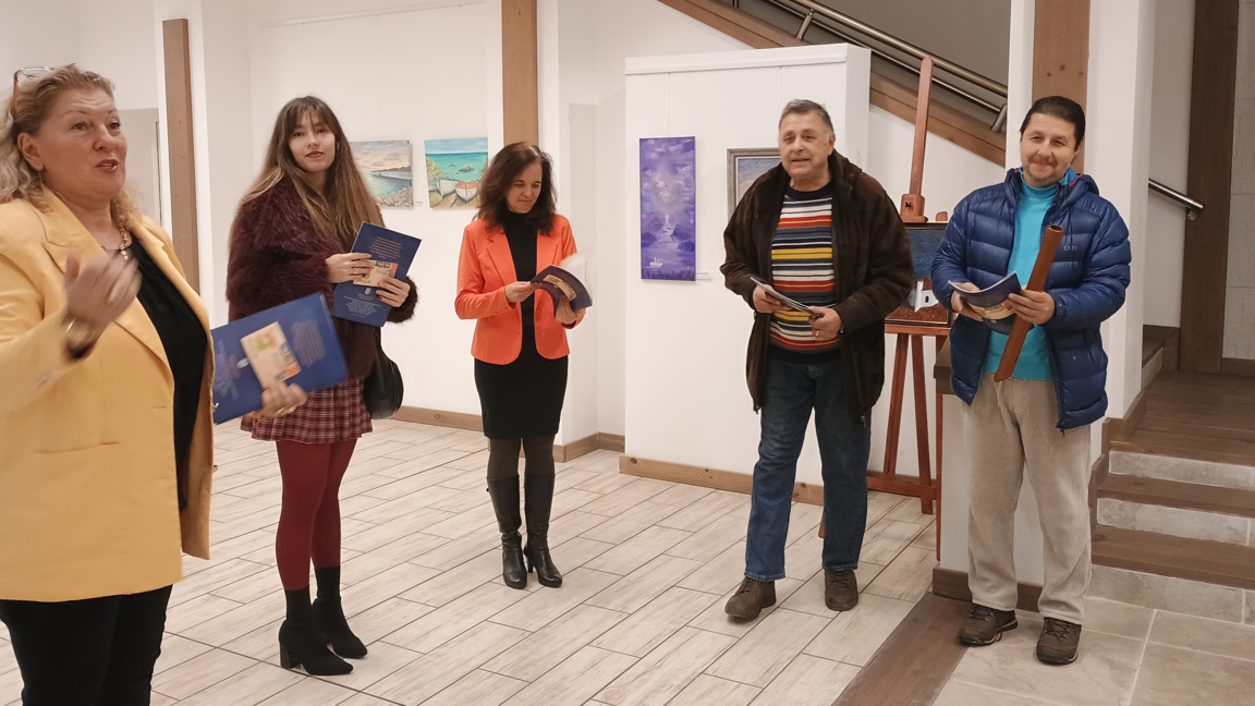 Всеки творец иска да бъде видян. И чрез това възпитава зрителя