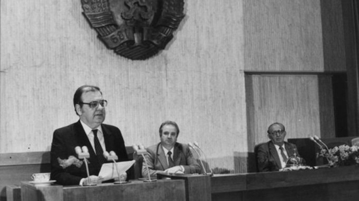 10 ноември, 1989-та – символ на подмяна или на промяна