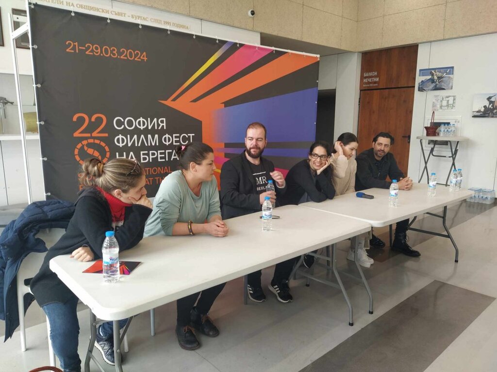 Екипът на „Защото обичам лошото време“ разказва