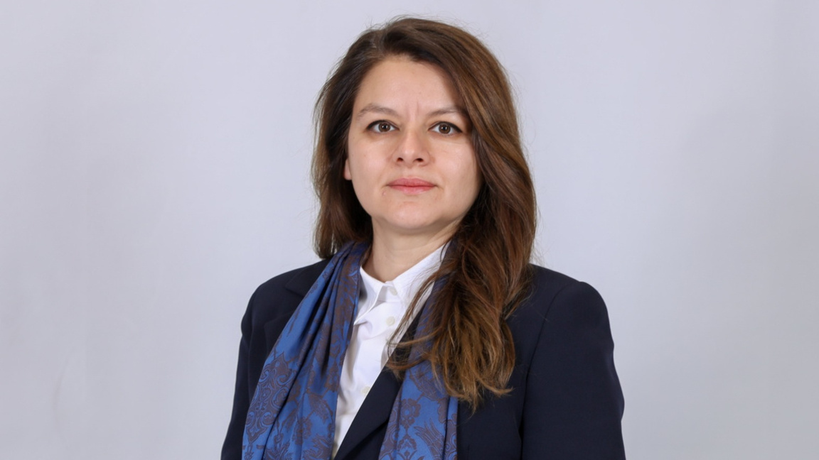 Емине Гюлестан положи клетва като депутат от Кърджали