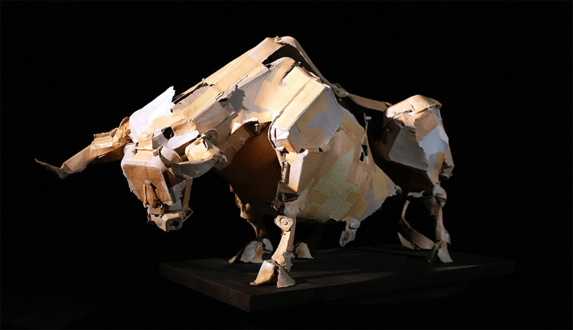 Un artiste bulgare au Salon mondial du Recycl'Art au Qatar...