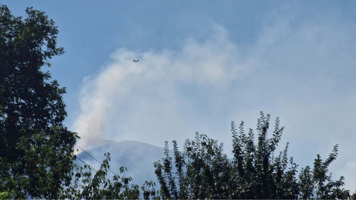 Französische Flugzeuge löschen bereits Feuer an bulgarisch-griechischer Grenze