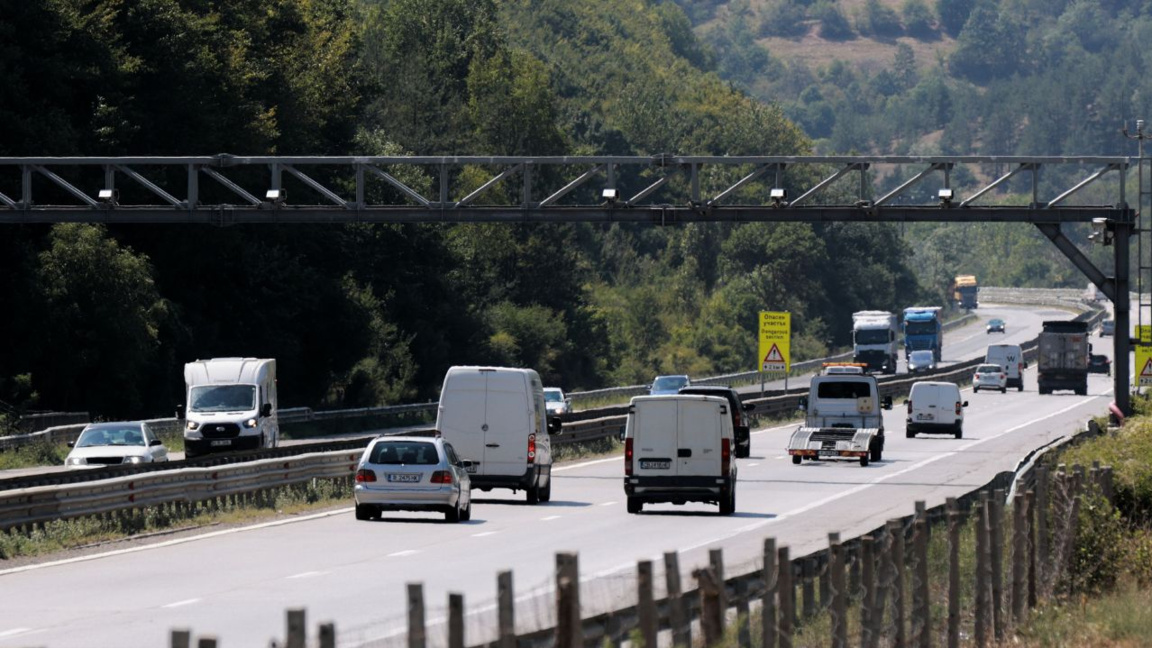 Rritet çmimi i taksës rrugore për automjetet e lehta dhe furgonët e lehtë