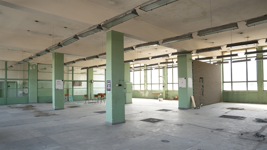 99 applicants want to transform the building of the textile school in Gabrovo