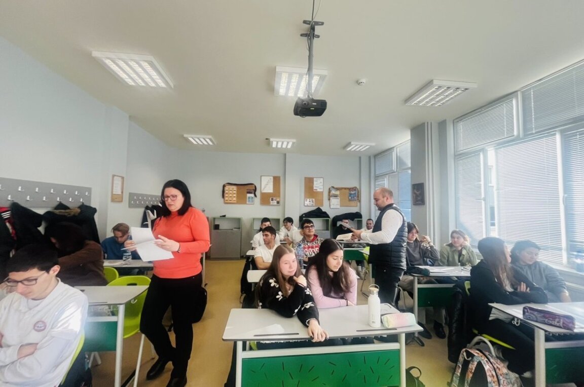 Магистрати с открит урок пред абитуриенти в Стара Загора