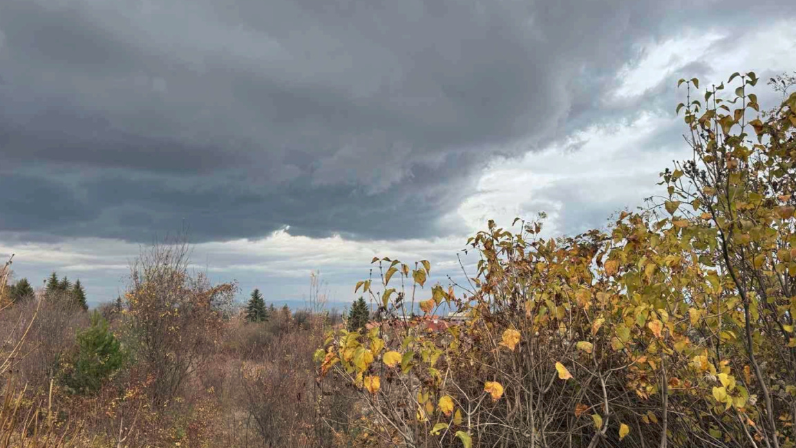 Météo: Ciel couvert et précipitations
