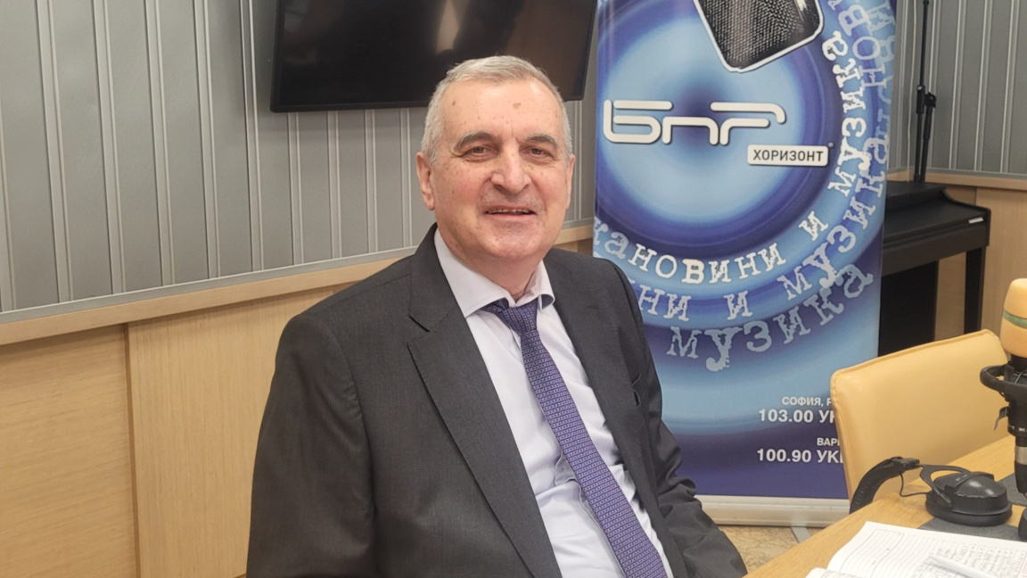 Ангел Орбецов