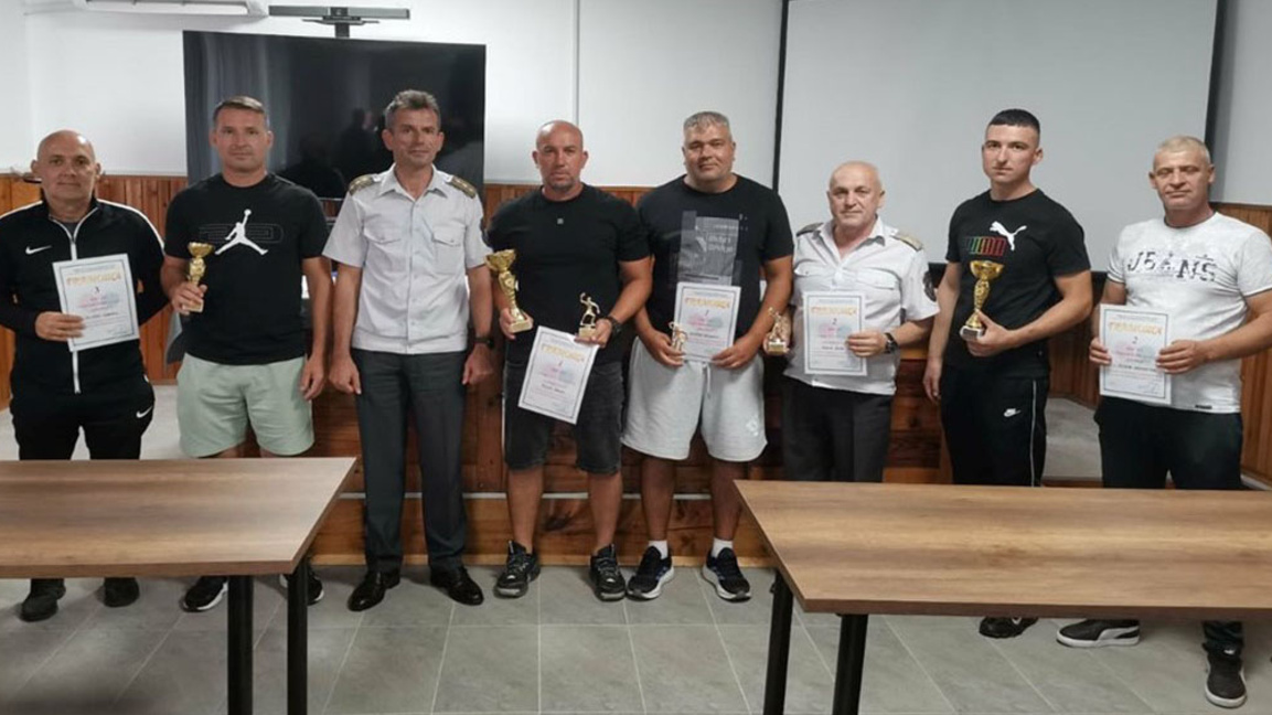 Наградиха пожарникари и служители на РДПБЗН в Кърджали