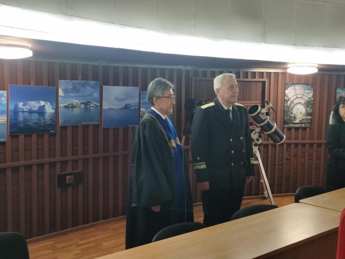 Във ВВМУ откриха лаборатория за обучение по океанология и хидрография