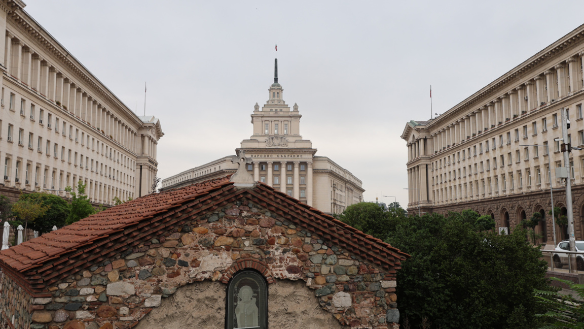 ЦАМ: Шест партии са с шанс да влязат в парламента