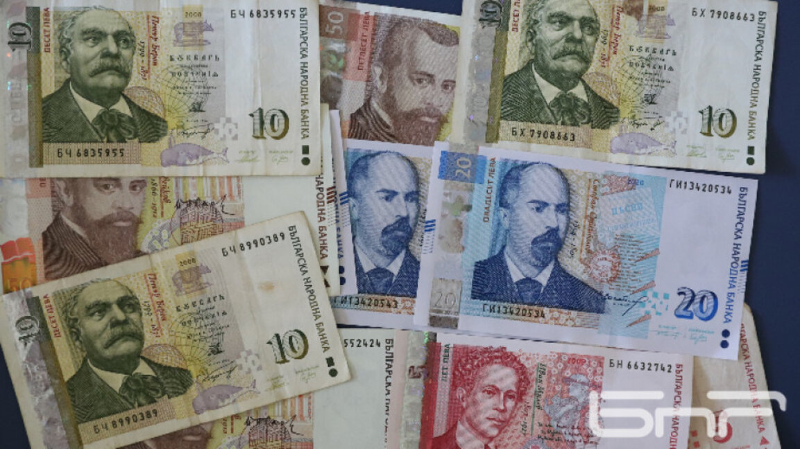 „Сюжети от деня“ с Иван Лазов