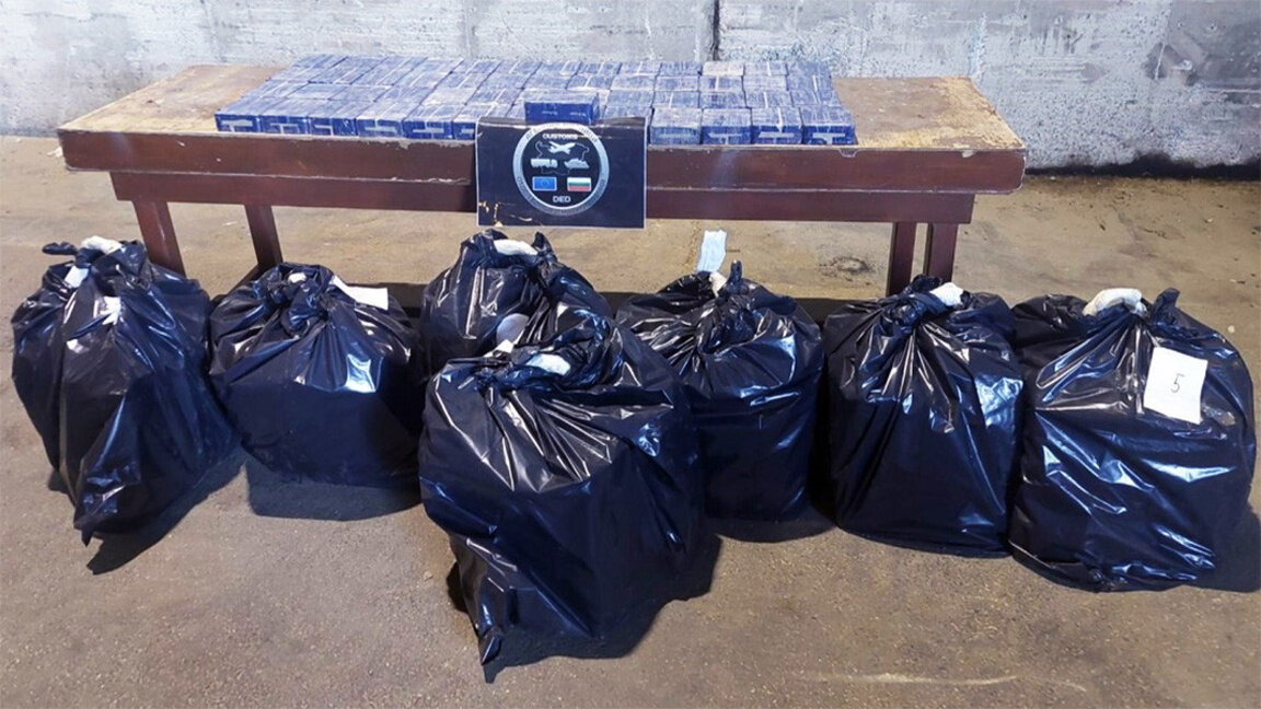 Рекордные 436 кг героина задержали в порту Бургаса