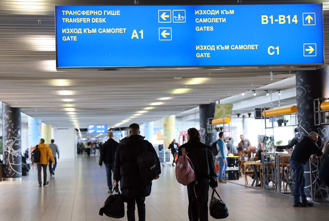 Дрон предизвика забавяне на полети на летище София