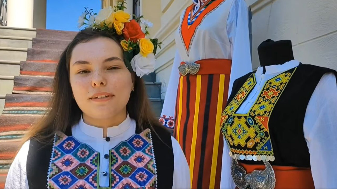 20-year-old Desislava Marinova creates authentic Bulgarian folk costumes