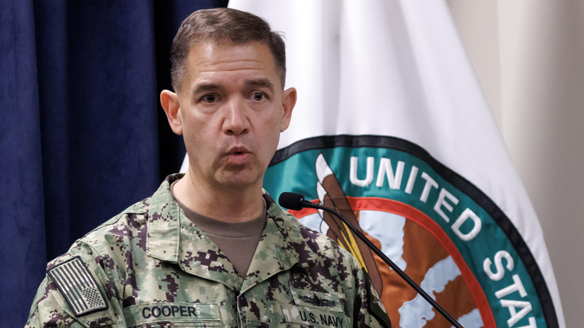 Адмирал Брад Купър, ръководител на Централното командване на САЩ